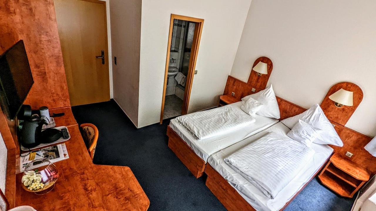 Am Rathaus Hotel 2*