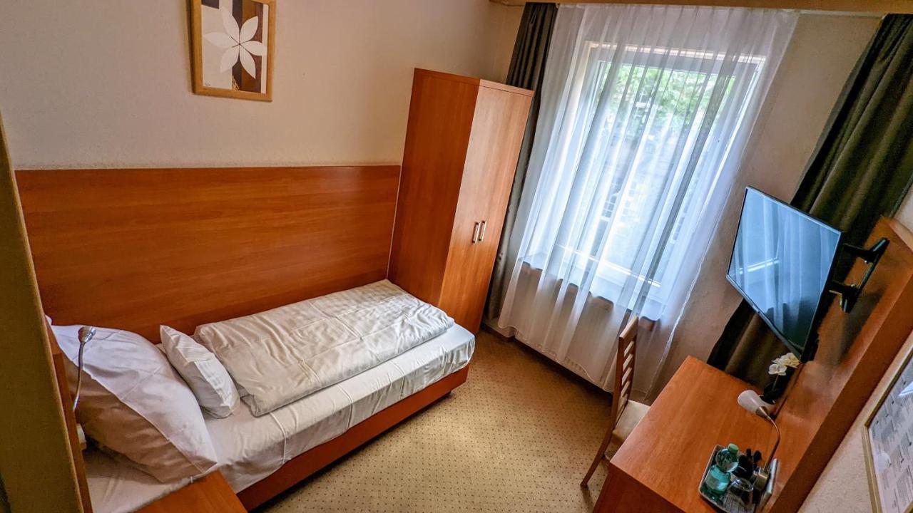 Hotel Am Rathaus 2*
